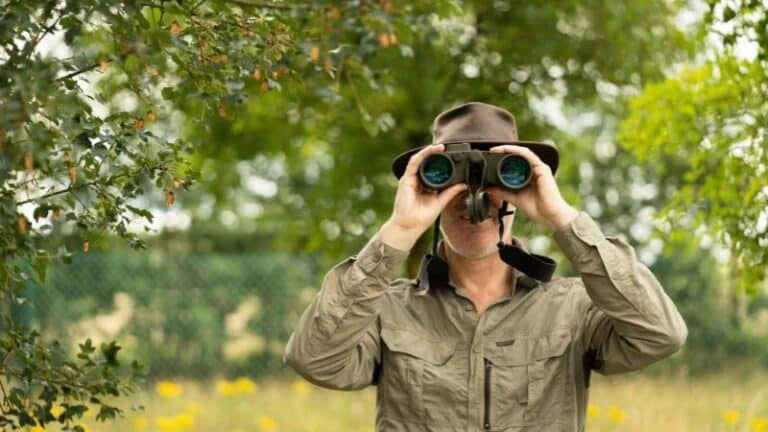 10x50 Binoculars with Rangefinder
